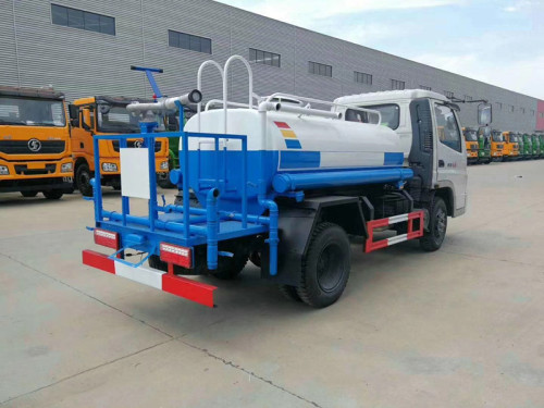 程力小型灑水車(chē)廠家 程力小型灑水車(chē)廠家